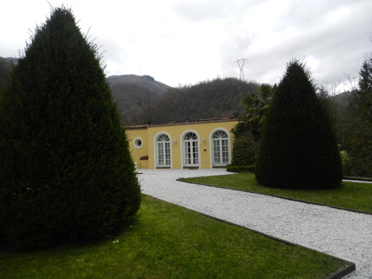 Villa Bertagni Castelnuovo di Garfagnana Chambre photo